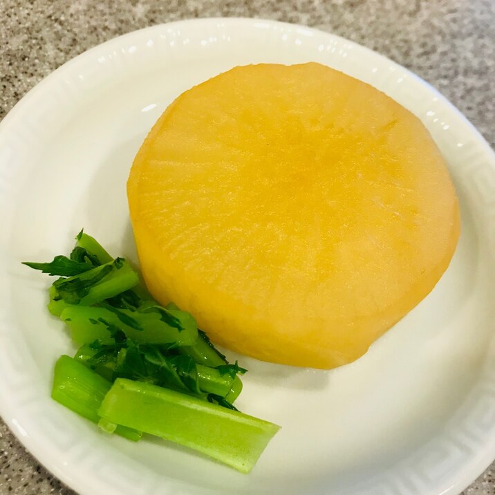 ふろふき大根の薄口醤油煮